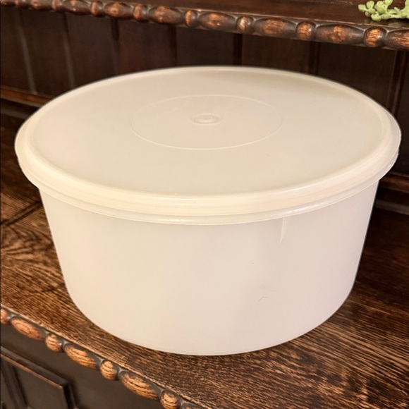 Tupperware Other - Tupperware Cream Round Food Container